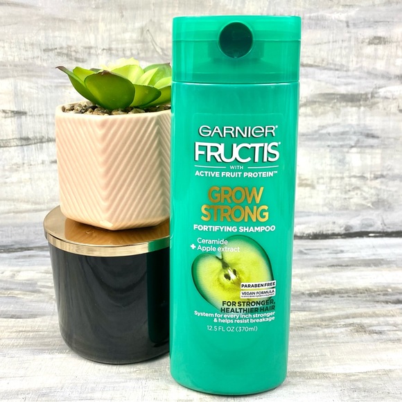 Garnier Hair Nwt Garnier Fructis Grow Strong Fortifying Shampoo 25